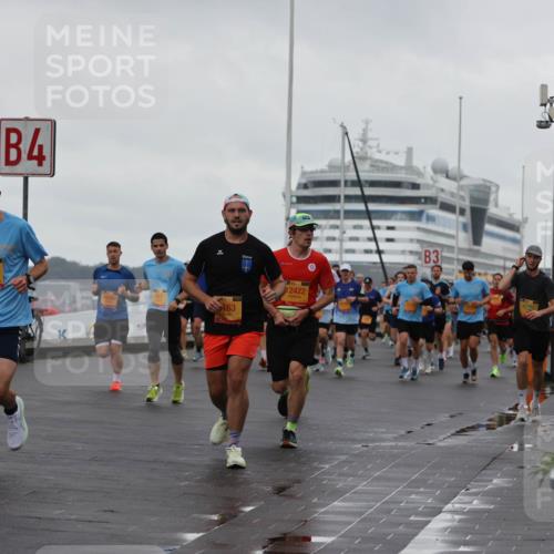 13.09.2026 - Kiel Lauf Andreas Tolksdorf http://msf.ph/oto/10401044 13.09.2026 10:58:53 Kiellinie 39, 3502, 4, 817, 163, 12422, 3 meine-sportfotos.de
