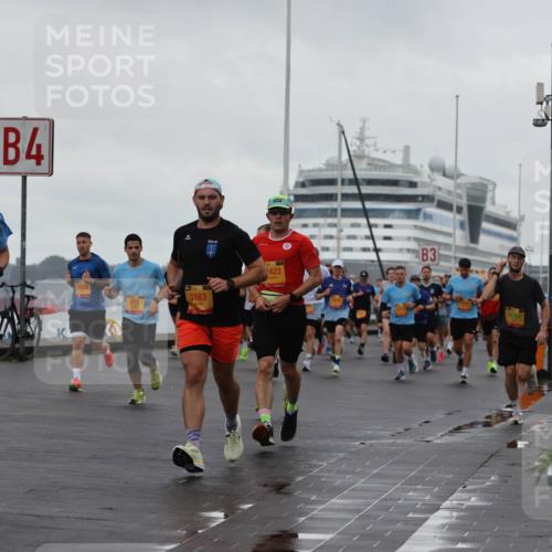 13.09.2026 - Kiel Lauf Andreas Tolksdorf http://msf.ph/oto/10401051 13.09.2026 10:58:53 Kiellinie 3502, 4, 3163, 422, 0, 3, 4290 meine-sportfotos.de