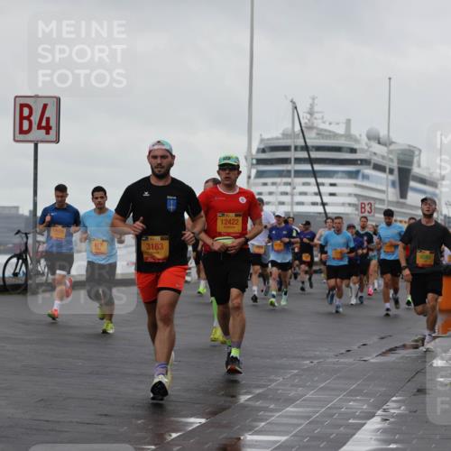 13.09.2026 - Kiel Lauf Andreas Tolksdorf http://msf.ph/oto/10401060 13.09.2026 10:58:53 Kiellinie 3502, 4, 10039, 817, 3163, 12422, 3, 11812 meine-sportfotos.de