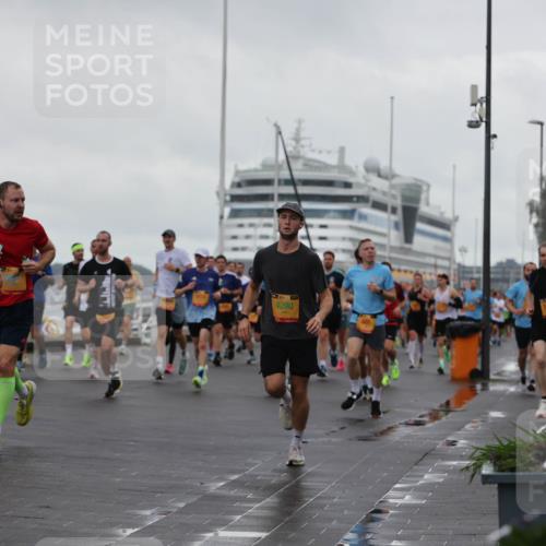 13.09.2026 - Kiel Lauf Andreas Tolksdorf http://msf.ph/oto/10401088 13.09.2026 10:58:55 Kiellinie 4, 12422, 4290 meine-sportfotos.de