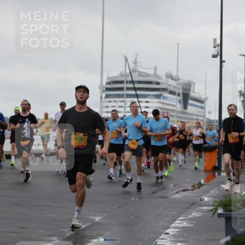 13.09.2026 - Kiel Lauf Andreas Tolksdorf http://msf.ph/oto/10401106 13.09.2026 10:58:56 Kiellinie 4, 39, 4290, 12 meine-sportfotos.de