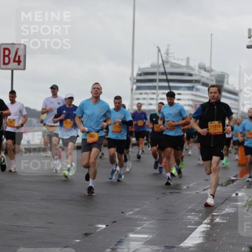 13.09.2026 - Kiel Lauf Andreas Tolksdorf http://msf.ph/oto/10401127 13.09.2026 10:58:57 Kiellinie 1, 39, 1290, 4, 505, 1276, 11812 meine-sportfotos.de