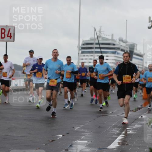 13.09.2026 - Kiel Lauf Andreas Tolksdorf http://msf.ph/oto/10401128 13.09.2026 10:58:57 Kiellinie 4, 6630, 505, 11812 meine-sportfotos.de