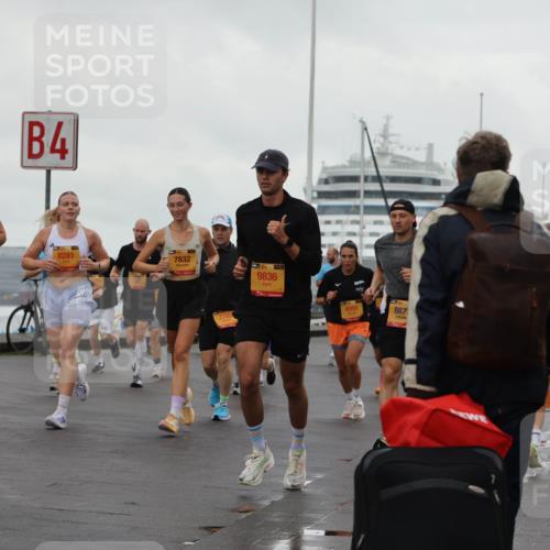 13.09.2026 - Kiel Lauf Andreas Tolksdorf http://msf.ph/oto/10401218 13.09.2026 10:59:18 Kiellinie 4, 8281, 7832, 9836, 7780, 4991, 887 meine-sportfotos.de