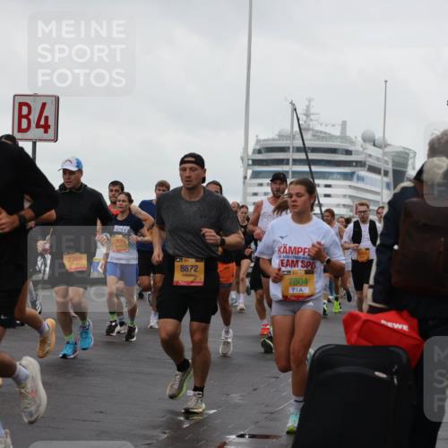 13.09.2026 - Kiel Lauf Andreas Tolksdorf http://msf.ph/oto/10401232 13.09.2026 10:59:19 Kiellinie 4, 9836, 7780, 12679, 8872, 39, 7804 meine-sportfotos.de