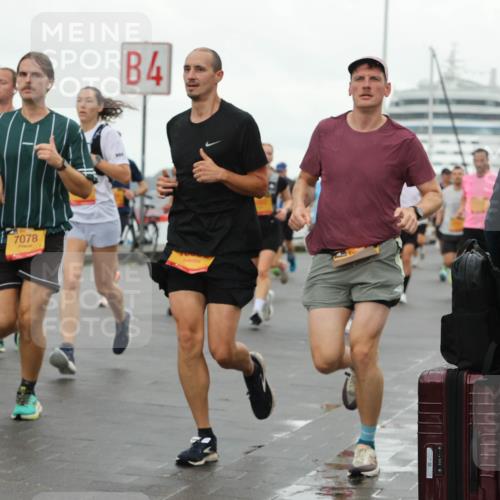 13.09.2026 - Kiel Lauf Andreas Tolksdorf http://msf.ph/oto/10401310 13.09.2026 10:59:26 Kiellinie 5894, 7078, 4 meine-sportfotos.de