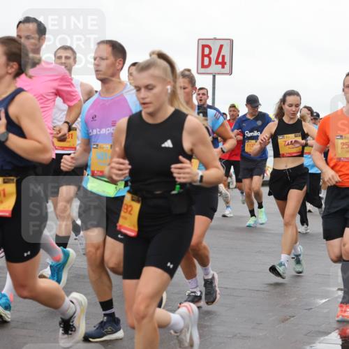 13.09.2026 - Kiel Lauf Andreas Tolksdorf http://msf.ph/oto/10401372 13.09.2026 10:59:31 Kiellinie 1191, 31, 92, 4, 113, 1, 39, 2516 meine-sportfotos.de