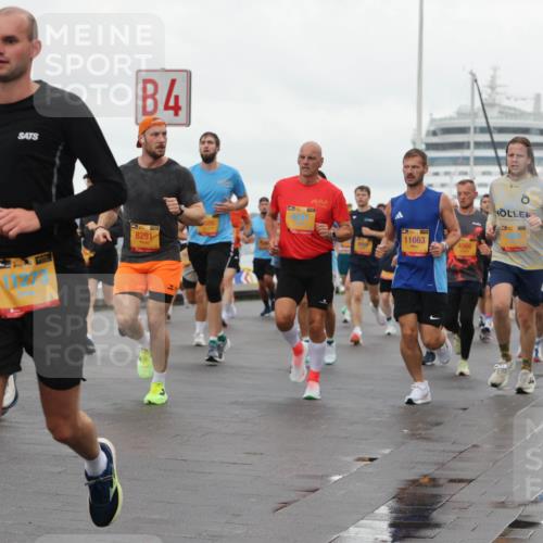 13.09.2026 - Kiel Lauf Andreas Tolksdorf http://msf.ph/oto/10401428 13.09.2026 10:59:35 Kiellinie 38, 3989, 4, 8291, 642, 11663, 4066, 3 meine-sportfotos.de