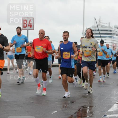 13.09.2026 - Kiel Lauf Andreas Tolksdorf http://msf.ph/oto/10401447 13.09.2026 10:59:35 Kiellinie 8291, 4, 3586, 4281, 11663, 4304, 7424 meine-sportfotos.de