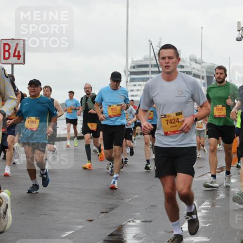 13.09.2026 - Kiel Lauf Andreas Tolksdorf http://msf.ph/oto/10401479 13.09.2026 10:59:37 Kiellinie 39, 4304, 4, 1583, 3451, 839, 1939, 7424, 3721, 7263 meine-sportfotos.de