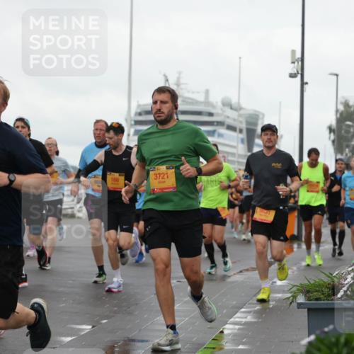 13.09.2026 - Kiel Lauf Andreas Tolksdorf http://msf.ph/oto/10401501 13.09.2026 10:59:39 Kiellinie 1, 38, 7263, 166, 1, 38, 3721, 9631 meine-sportfotos.de