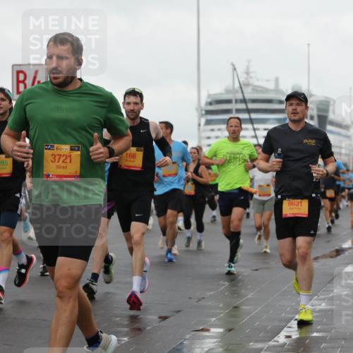 13.09.2026 - Kiel Lauf Andreas Tolksdorf http://msf.ph/oto/10401514 13.09.2026 10:59:40 Kiellinie 3451, 2395, 38, 3721, 166, 9631 meine-sportfotos.de