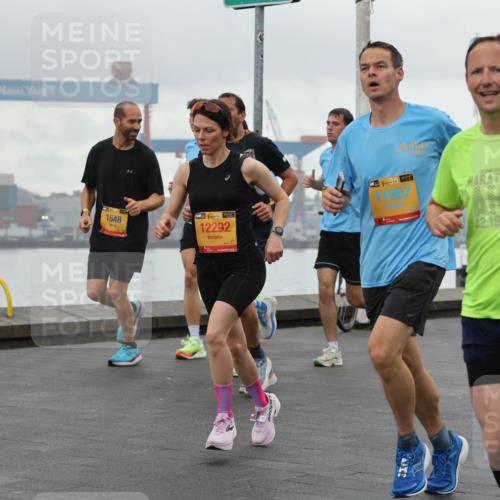 13.09.2026 - Kiel Lauf Andreas Tolksdorf http://msf.ph/oto/10401571 13.09.2026 10:59:43 Kiellinie 1548, 38, 12292, 38, 11957, 42, 195, 38, 1663, 428 meine-sportfotos.de