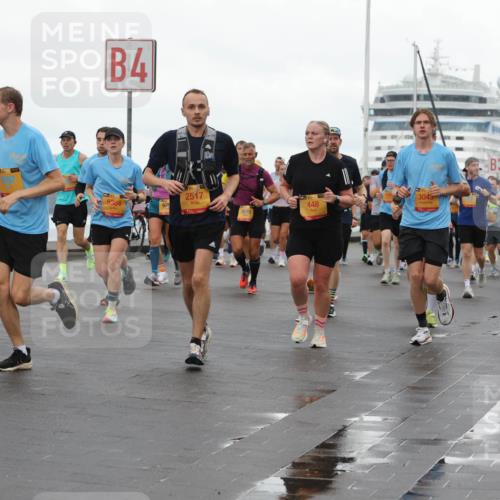 13.09.2026 - Kiel Lauf Andreas Tolksdorf http://msf.ph/oto/10401593 13.09.2026 10:59:55 Kiellinie 4, 39, 102, 5364, 2517, 3610, 448, 3045, 3 meine-sportfotos.de