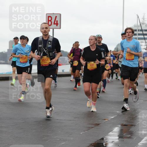 13.09.2026 - Kiel Lauf Andreas Tolksdorf http://msf.ph/oto/10401596 13.09.2026 10:59:55 Kiellinie 4, 5364, 38, 2517, 3610, 448, 3043 meine-sportfotos.de