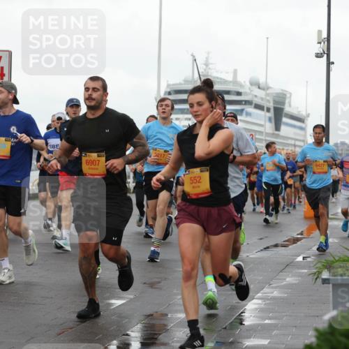 13.09.2026 - Kiel Lauf Andreas Tolksdorf http://msf.ph/oto/10401655 13.09.2026 11:00:00 Kiellinie 4, 39, 39, 6907, 9217, 39, 552, 6427 meine-sportfotos.de