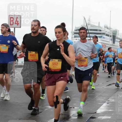 13.09.2026 - Kiel Lauf Andreas Tolksdorf http://msf.ph/oto/10401665 13.09.2026 11:00:00 Kiellinie 39, 364, 078, 4, 38, 39, 6907, 552, 38, 7680, 3, 6427 meine-sportfotos.de