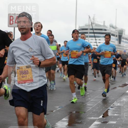 13.09.2026 - Kiel Lauf Andreas Tolksdorf http://msf.ph/oto/10401676 13.09.2026 11:00:01 Kiellinie 38, 2602, 4, 38, 7680, 5550, 6427 meine-sportfotos.de