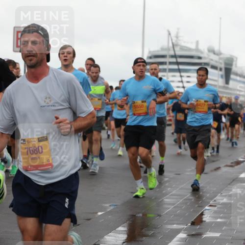 13.09.2026 - Kiel Lauf Andreas Tolksdorf http://msf.ph/oto/10401677 13.09.2026 11:00:01 Kiellinie 78, 39, 2602, 5550, 6427, 38, 7680 meine-sportfotos.de