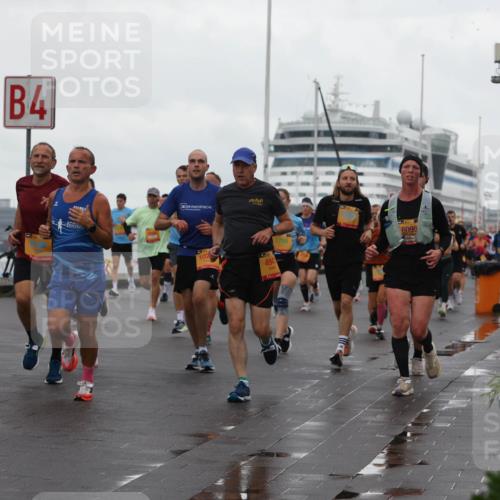 13.09.2026 - Kiel Lauf Andreas Tolksdorf http://msf.ph/oto/10401779 13.09.2026 11:00:08 Kiellinie 4, 1, 38, 3763, 102, 494, 1759, 6095 meine-sportfotos.de