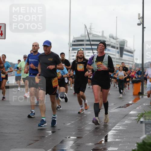 13.09.2026 - Kiel Lauf Andreas Tolksdorf http://msf.ph/oto/10401794 13.09.2026 11:00:09 Kiellinie 38, 4, 494, 600 meine-sportfotos.de