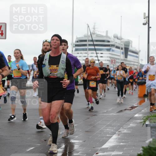 13.09.2026 - Kiel Lauf Andreas Tolksdorf http://msf.ph/oto/10401811 13.09.2026 11:00:10 Kiellinie 4, 17, 1759, 38, 6095, 3, 9113 meine-sportfotos.de
