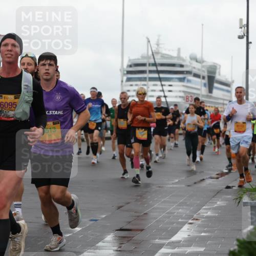 13.09.2026 - Kiel Lauf Andreas Tolksdorf http://msf.ph/oto/10401820 13.09.2026 11:00:10 Kiellinie 19, 38, 6095, 3, 38, 513, 9113 meine-sportfotos.de
