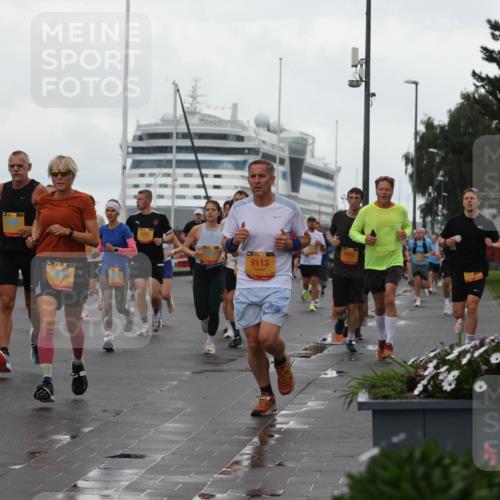 13.09.2026 - Kiel Lauf Andreas Tolksdorf http://msf.ph/oto/10401845 13.09.2026 11:00:12 Kiellinie 84, 9638, 1282, 38, 9113, 9482 meine-sportfotos.de