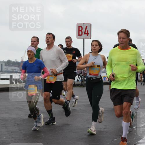 13.09.2026 - Kiel Lauf Andreas Tolksdorf http://msf.ph/oto/10401895 13.09.2026 11:00:16 Kiellinie 39, 8965, 1282, 4, 10618 meine-sportfotos.de