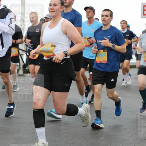 13.09.2026 - Kiel Lauf Andreas Tolksdorf http://msf.ph/oto/10401906 13.09.2026 11:00:32 Kiellinie 38, 9492, 38, 10824, 4, 39, 3894, 7506 meine-sportfotos.de
