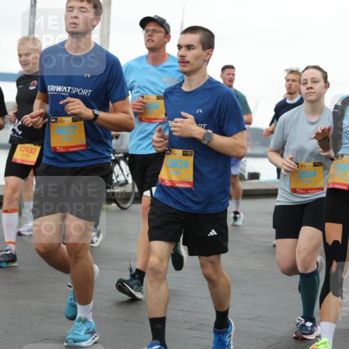 13.09.2026 - Kiel Lauf Andreas Tolksdorf http://msf.ph/oto/10401922 13.09.2026 11:00:33 Kiellinie 39, 08, 12432, 38, 6627, 30, 10824, 38, 3894, 7506, 4, 11498 meine-sportfotos.de