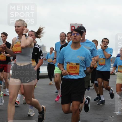 13.09.2026 - Kiel Lauf Andreas Tolksdorf http://msf.ph/oto/10401953 13.09.2026 11:00:35 Kiellinie 38, 694, 7094, 39, 10819, 27, 38, 8649, 139, 739 meine-sportfotos.de