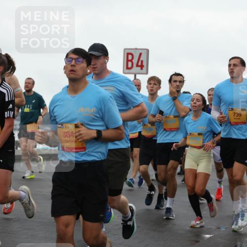 13.09.2026 - Kiel Lauf Andreas Tolksdorf http://msf.ph/oto/10401961 13.09.2026 11:00:36 Kiellinie 4, 38, 10819, 4, 39, 8017, 27, 718, 38, 864, 39, 2423, 4, 39, 38, 739 meine-sportfotos.de
