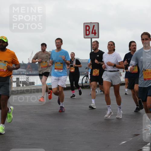 13.09.2026 - Kiel Lauf Andreas Tolksdorf http://msf.ph/oto/10402017 13.09.2026 11:00:43 Kiellinie 10392, 4, 11811 meine-sportfotos.de