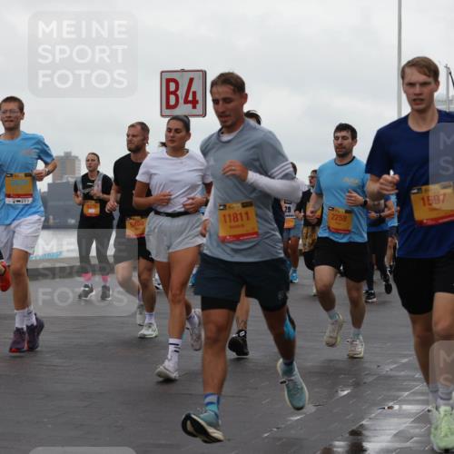 13.09.2026 - Kiel Lauf Andreas Tolksdorf http://msf.ph/oto/10402030 13.09.2026 11:00:44 Kiellinie 8278, 4, 5494, 11811, 39, 39, 1597, 29, 2258 meine-sportfotos.de