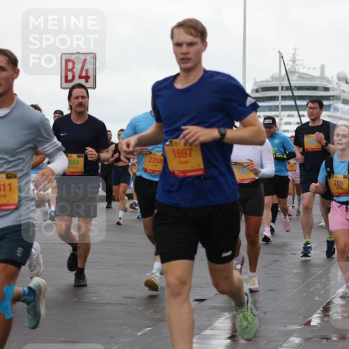 13.09.2026 - Kiel Lauf Andreas Tolksdorf http://msf.ph/oto/10402042 13.09.2026 11:00:44 Kiellinie 11811, 4, 39, 504, 38, 2258, 1597, 38, 786 meine-sportfotos.de