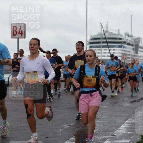 13.09.2026 - Kiel Lauf Andreas Tolksdorf http://msf.ph/oto/10402059 13.09.2026 11:00:45 Kiellinie 5, 39, 2258, 4, 38, 786, 3 meine-sportfotos.de