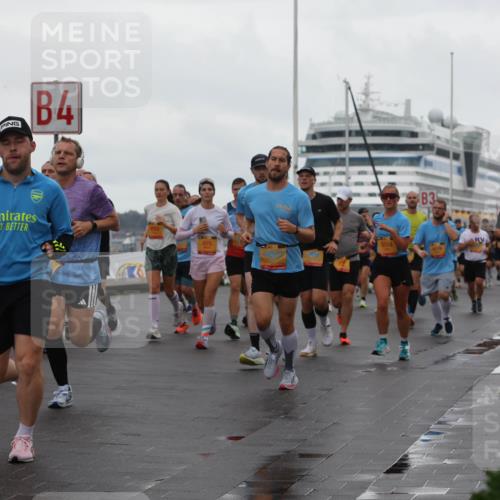 13.09.2026 - Kiel Lauf Andreas Tolksdorf http://msf.ph/oto/10402102 13.09.2026 11:00:48 Kiellinie 4, 976, 5514, 3 meine-sportfotos.de