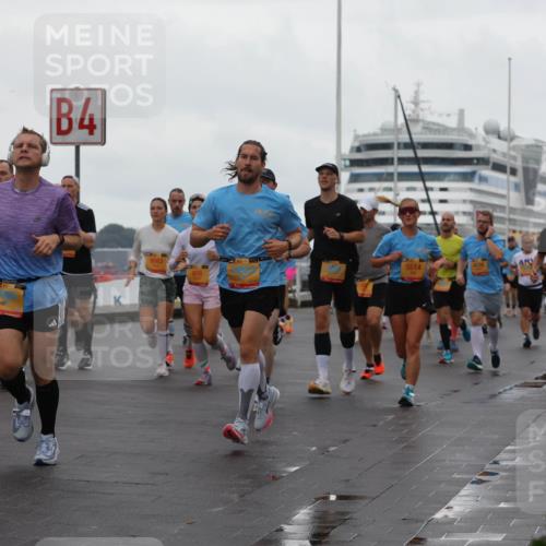 13.09.2026 - Kiel Lauf Andreas Tolksdorf http://msf.ph/oto/10402114 13.09.2026 11:00:48 Kiellinie 4, 9583, 976, 35, 5514, 4176, 2318 meine-sportfotos.de