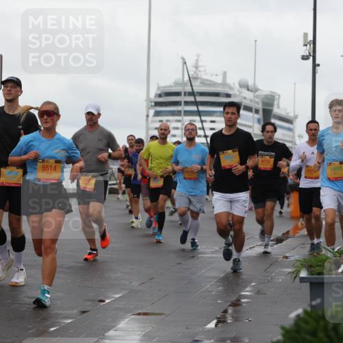 13.09.2026 - Kiel Lauf Andreas Tolksdorf http://msf.ph/oto/10402152 13.09.2026 11:00:50 Kiellinie 4, 38, 325, 5514, 8732, 2318, 1410 meine-sportfotos.de