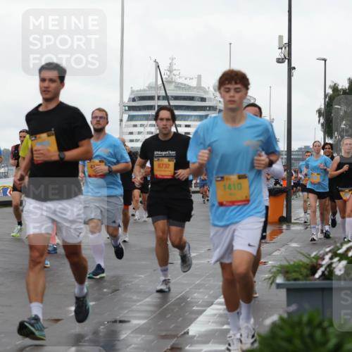 13.09.2026 - Kiel Lauf Andreas Tolksdorf http://msf.ph/oto/10402178 13.09.2026 11:00:52 Kiellinie 4, 11765, 8732, 1410, 100, 11, 3173477 meine-sportfotos.de
