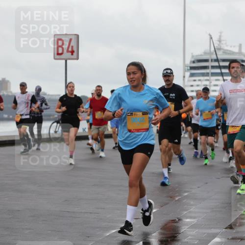 13.09.2026 - Kiel Lauf Andreas Tolksdorf http://msf.ph/oto/10402236 13.09.2026 11:01:06 Kiellinie 38, 4, 38, 9002, 9500 meine-sportfotos.de