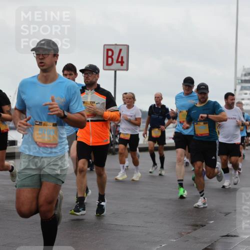 13.09.2026 - Kiel Lauf Andreas Tolksdorf http://msf.ph/oto/10402273 13.09.2026 11:01:09 Kiellinie 38, 9100, 4, 161, 14692, 2679 meine-sportfotos.de