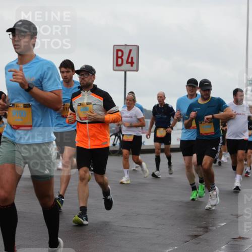 13.09.2026 - Kiel Lauf Andreas Tolksdorf http://msf.ph/oto/10402277 13.09.2026 11:01:09 Kiellinie 38, 9100, 4, 267 meine-sportfotos.de