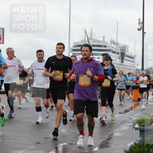 13.09.2026 - Kiel Lauf Andreas Tolksdorf http://msf.ph/oto/10402286 13.09.2026 11:01:10 Kiellinie 4, 1, 38, 1692, 39, 679, 1, 38 meine-sportfotos.de
