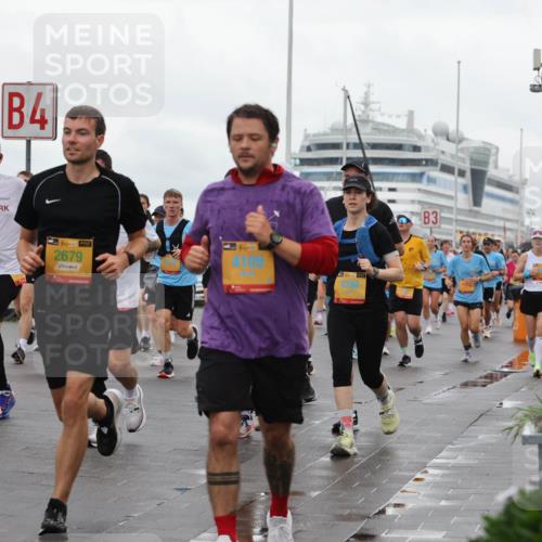 13.09.2026 - Kiel Lauf Andreas Tolksdorf http://msf.ph/oto/10402304 13.09.2026 11:01:11 Kiellinie 11601, 4, 1, 38, 2679, 4109, 3 meine-sportfotos.de