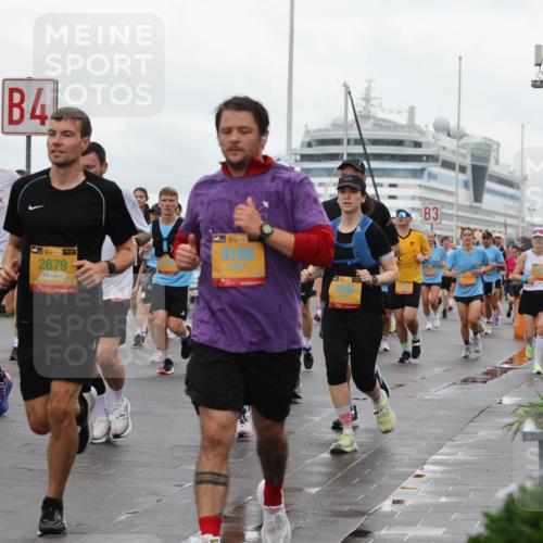 13.09.2026 - Kiel Lauf Andreas Tolksdorf http://msf.ph/oto/10402306 13.09.2026 11:01:11 Kiellinie 38, 11601, 4, 2679, 14, 39, 3792, 3 meine-sportfotos.de