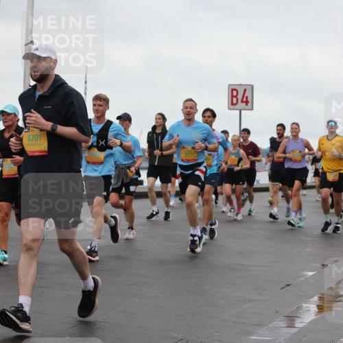 13.09.2026 - Kiel Lauf Andreas Tolksdorf http://msf.ph/oto/10402339 13.09.2026 11:01:14 Kiellinie 5707, 375, 4 meine-sportfotos.de