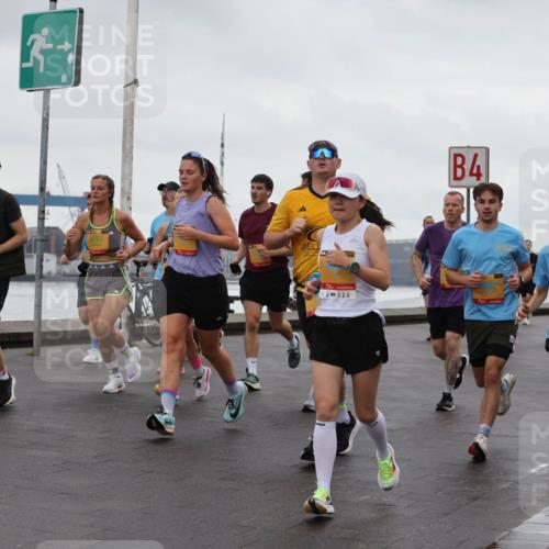13.09.2026 - Kiel Lauf Andreas Tolksdorf http://msf.ph/oto/10402383 13.09.2026 11:01:17 Kiellinie 6751, 800, 7, 4, 41, 38, 5812 meine-sportfotos.de