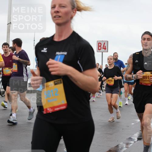 13.09.2026 - Kiel Lauf Andreas Tolksdorf http://msf.ph/oto/10402408 13.09.2026 11:01:18 Kiellinie 4, 5812, 3605, 38, 891, 39, 8255 meine-sportfotos.de